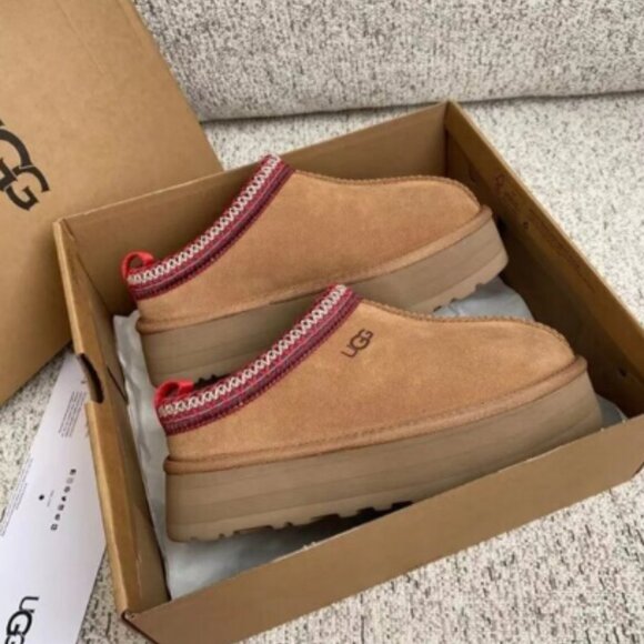 UGG Tazz Slipper in Chestnut - Picture 5 of 10